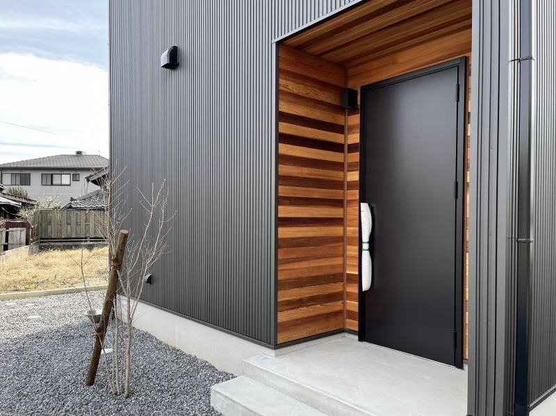 一色町治明新切E棟