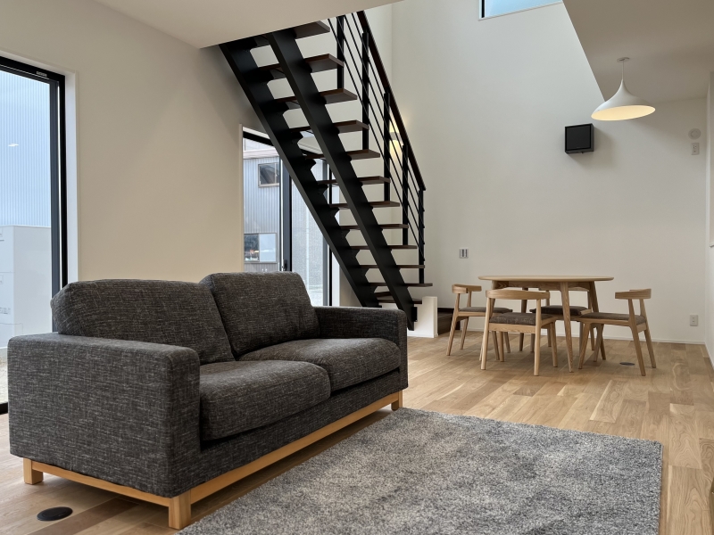 一色町治明新切D棟